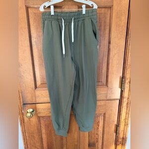 Feat Roam Joggers - size S